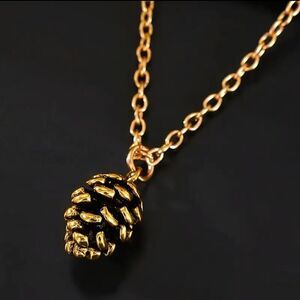 Elegant 14K Gold-Plated Pine Cone Pinecone Necklace - Goldtone